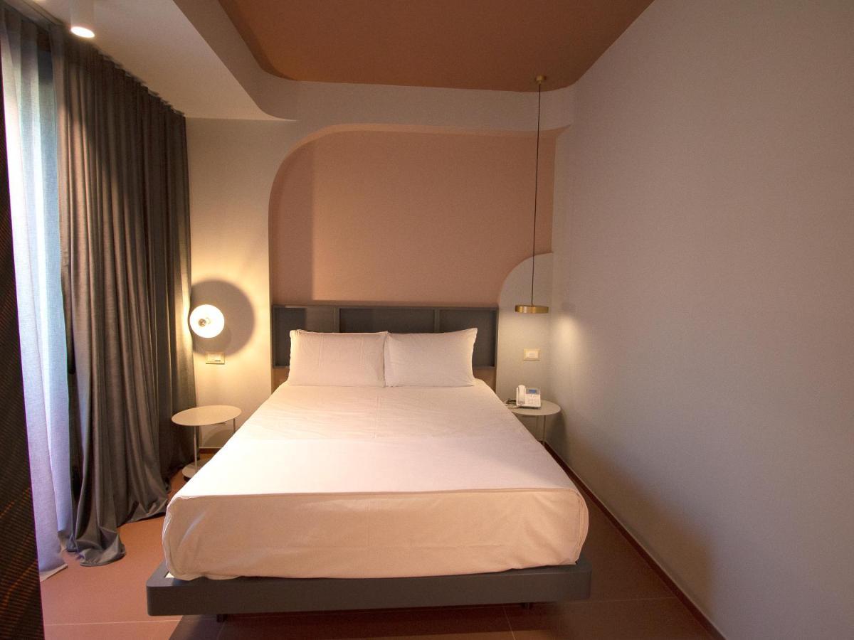 Demo Hotel Design Emotion Rimini Esterno foto