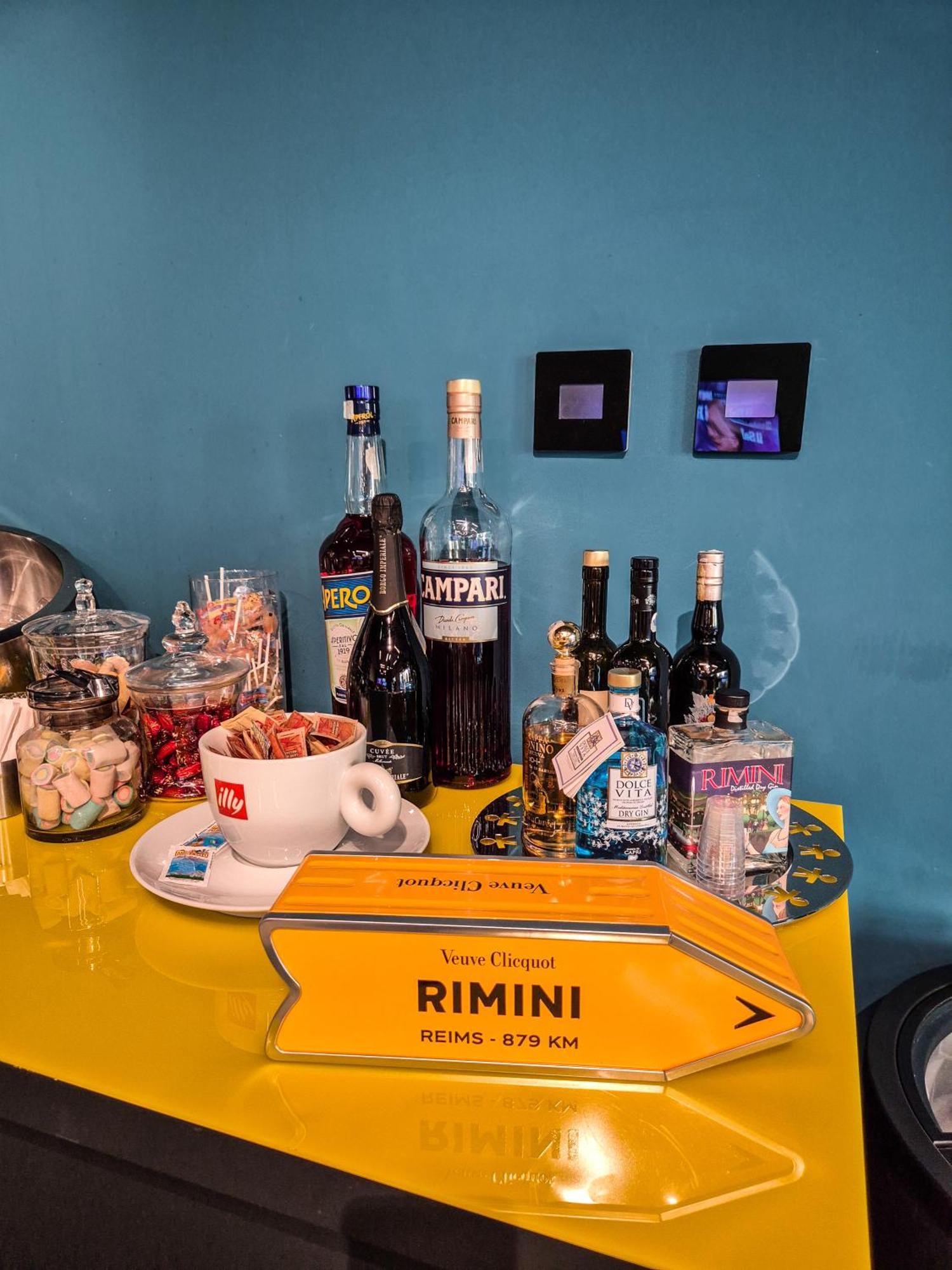 Demo Hotel Design Emotion Rimini Esterno foto