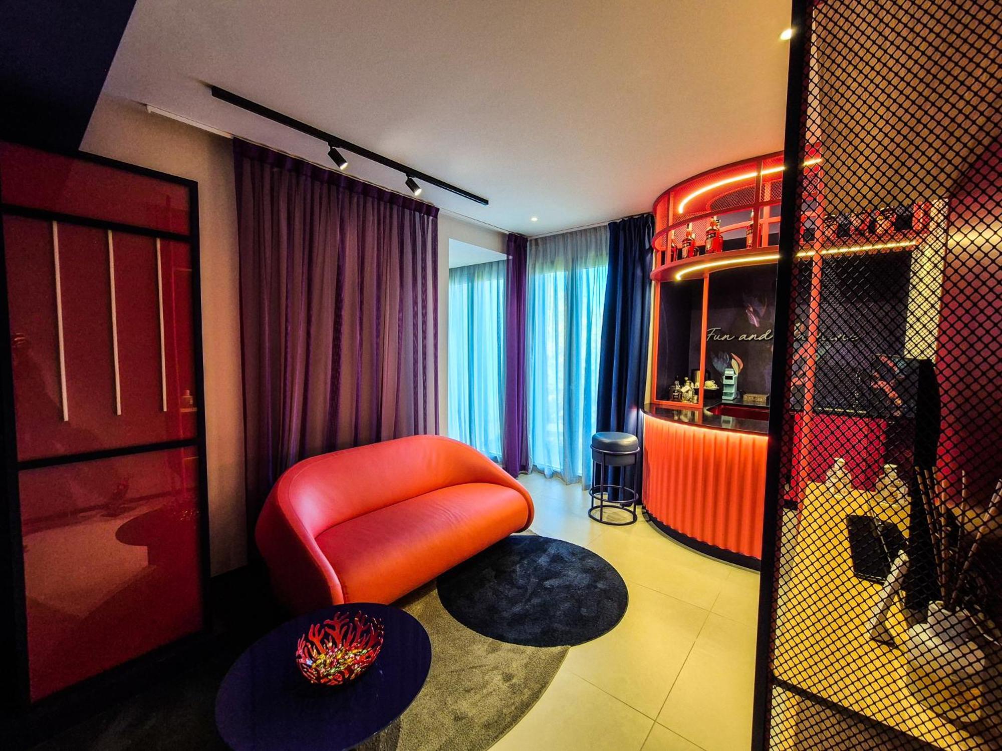 Demo Hotel Design Emotion Rimini Esterno foto