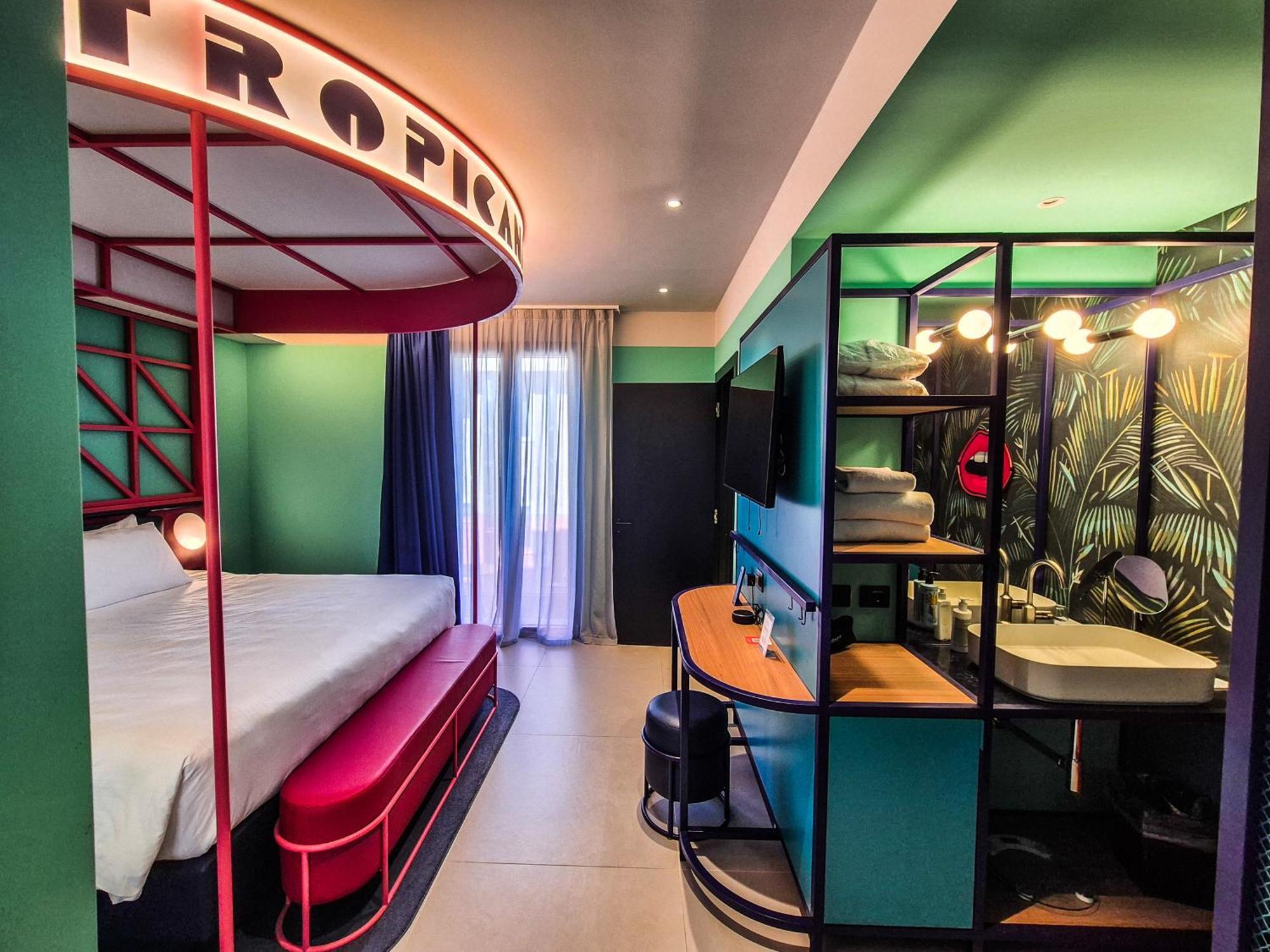 Demo Hotel Design Emotion Rimini Esterno foto